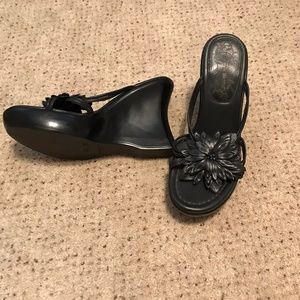 Black Sandal Wedge with Flowers